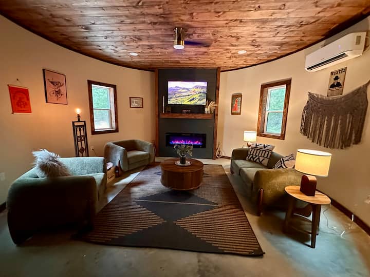 Open living space inside 11 Point Bins